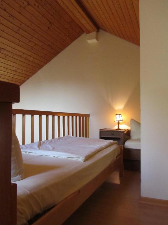 Hotel Gasthof Humplbrau Вольфратсгаузен Номер фото